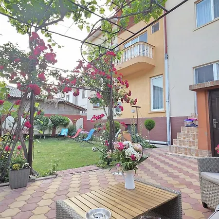 Casa Valentin Homestay *